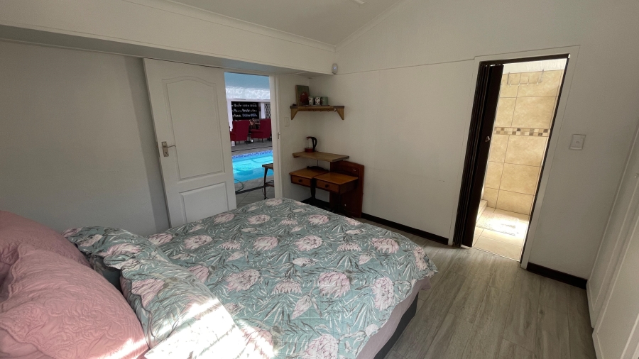 4 Bedroom Property for Sale in Van Der Hoff Park North West